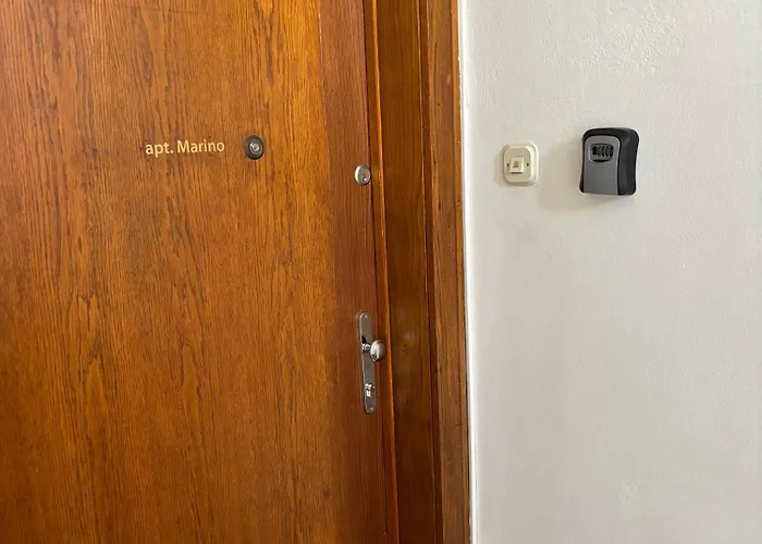 アパート Marino スプリト